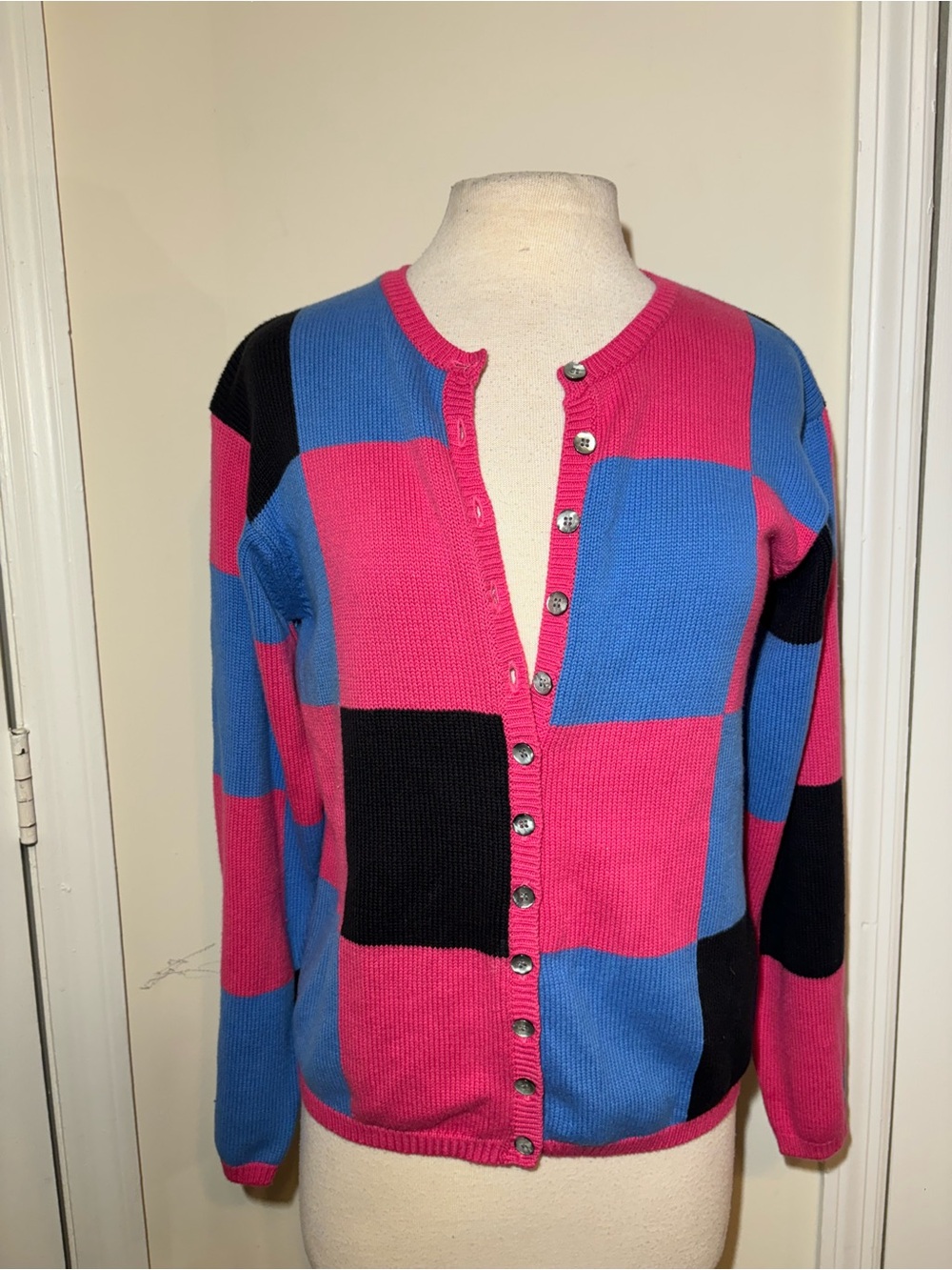 Papillon Blanc Colorblock Button-Front Cardigan - Pink, Blue & Black